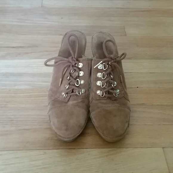 Michael Kors Shoes - Michael Kors Leather Mules 10
